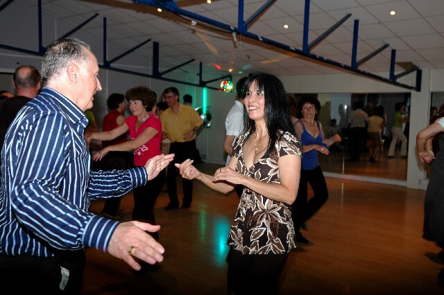 min 2008 06 28 aupra dance 216